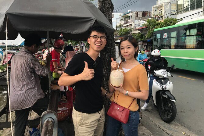 Saigon Slum tour and Saigon Chillspots by motorbike/ Aodai rider - Authenticity and Cultural Insights