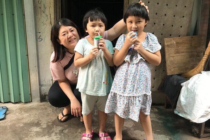 Saigon Slum tour and Saigon Chillspots by motorbike/ Aodai rider - FAQ