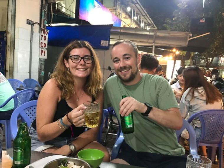 saigon-street-food-evening-walking-tour