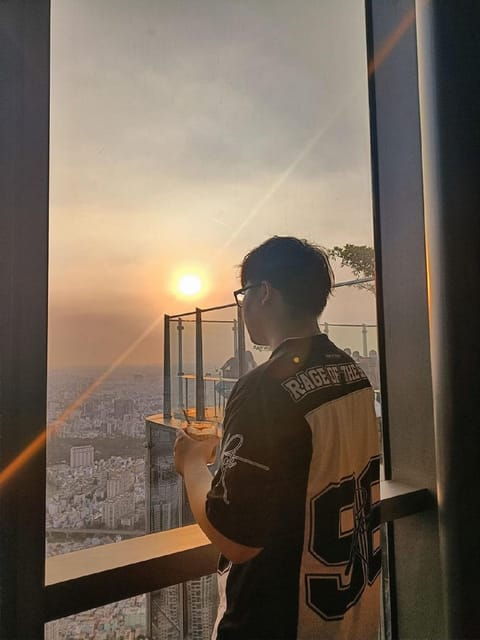 saigon-sunset-cafe-experience-at-landmark-81-and-food-tour