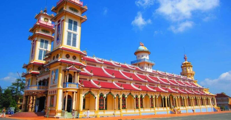 saigon-to-black-virgin-mountain-cao-dai-temple-daily-group