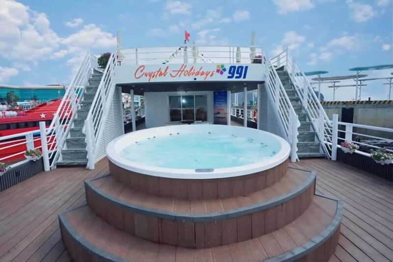 Sail Beyond the Crowds: Explore Bai Tu Longs Hidden Beauty - A Closer Look at the Experience