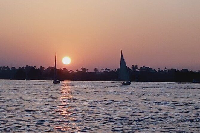 Sail into Splendor: Luxor's Majestic Motor Boat Adventures - Key Points
