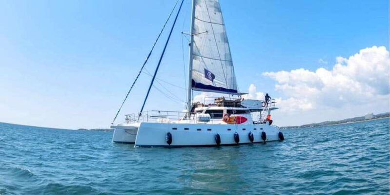 sail-lanka-charter-whale-watching-cruises