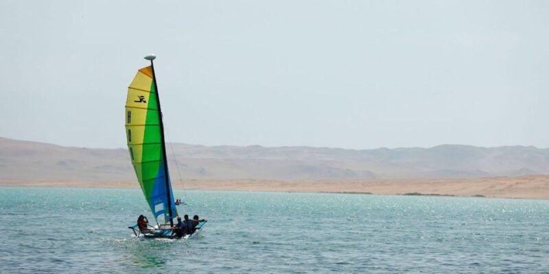sail-on-a-catamaran-discover-paracas-bay