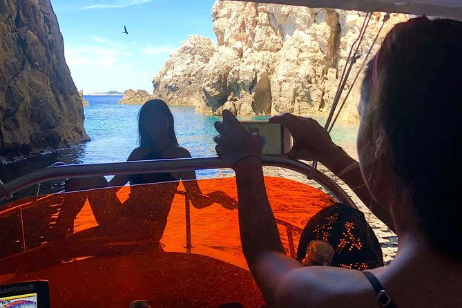 sail-see-stop-photograph-4-hours