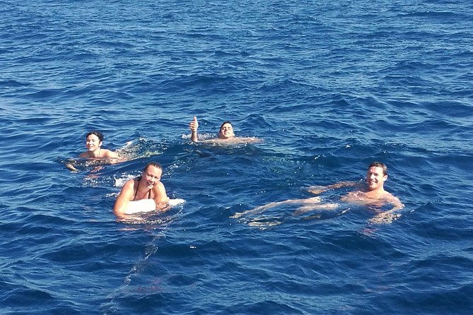 sail-the-coast-of-barcelona-and-marvel-at-its-beauty