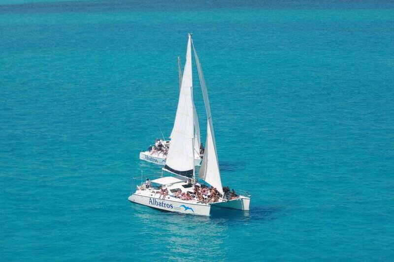 Sail to the beautiful sea of Isla Mujeres + Buffet (Cancún) - A Deep Dive into the Experience