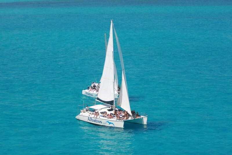 Sail to the beautiful sea of Isla Mujeres + Buffet (Cancún) - FAQ
