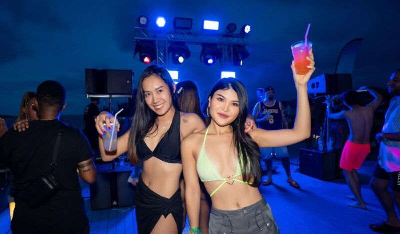 sailaway-pool-party-phuket
