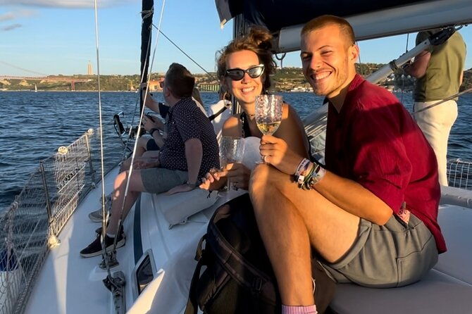 sailboat-excursion-along-the-magnificent-tagus-river