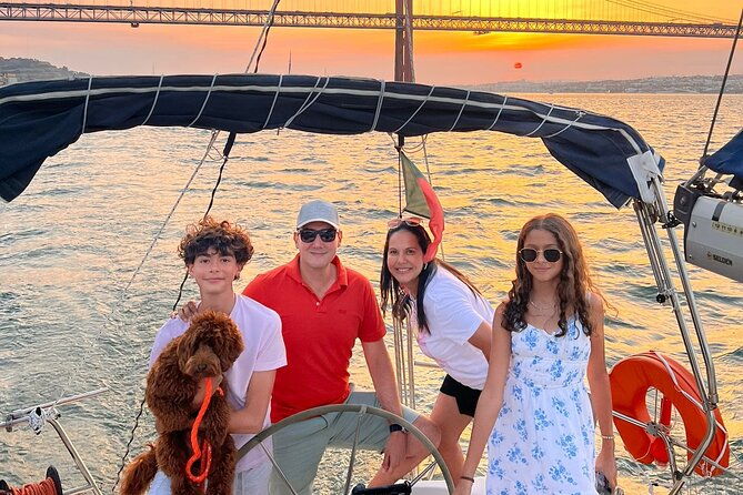 sailboat-excursion-along-the-magnificent-tagus-river