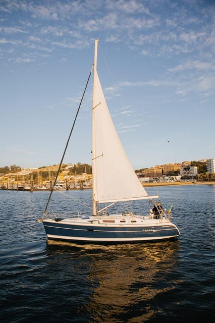 sailboat-tour-with-welcome-drink-and-snacks