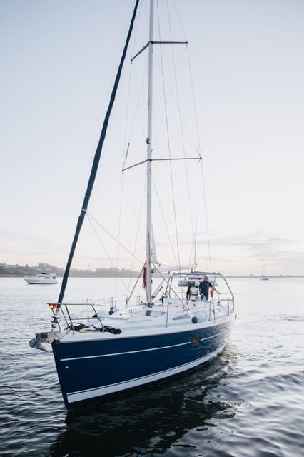 sailboat-tour-with-welcome-drink-and-snacks