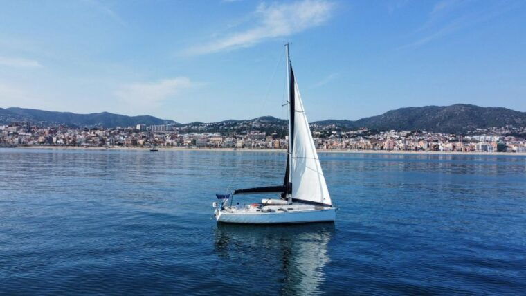 sailing-adventure-in-barcelona-explore-navigate-and-enjoy