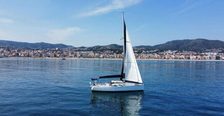 sailing-adventure-in-barcelona-explore-navigate-and-enjoy