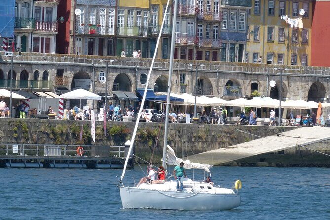 sailing-boat-trip-on-the-coast-of-porto-and-on-the-river-douro