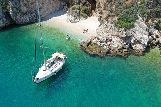 sailing-cruise-in-nafplio-with-local-treats