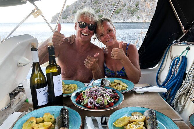 sailing-cruise-in-nafplio-with-local-treats