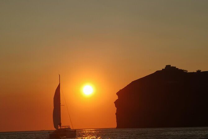 Sailing Cruise in Santorini With Fairwind - What You Can Expect Onboard