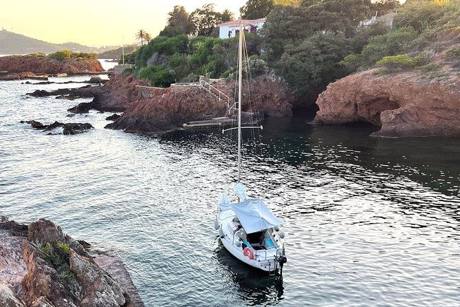 sailing-excursion-provencal-picnic