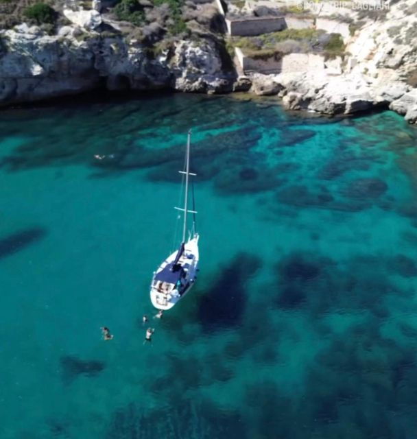 sailing-excursion-swimming-stops-snorkeling-and-prosecco