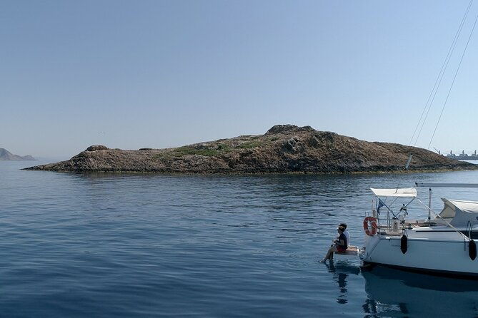 sailing-experience-along-the-coast-of-cabo-de-gata-in-almeria
