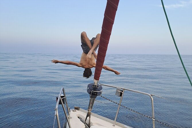 sailing-experience-in-barcelona-with-local-captain