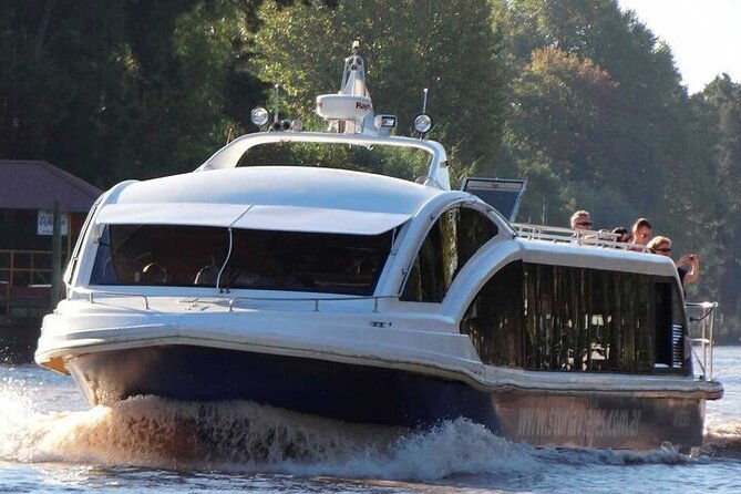 sailing-on-the-rio-de-la-plata-from-puerto-madero-to-tigre-delta