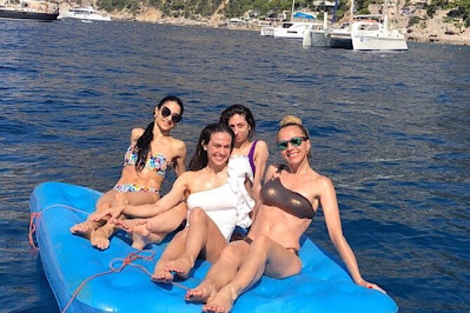 sailing-tour-and-lunch-on-board-sorrento-and-capri