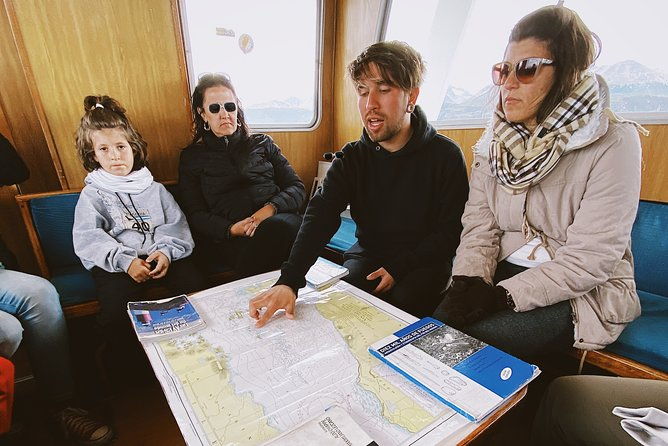 sailing-ushuaia-beagle-channel-in-a-yatch