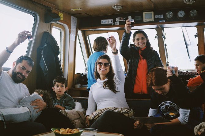 sailing-ushuaia-beagle-channel-in-a-yatch