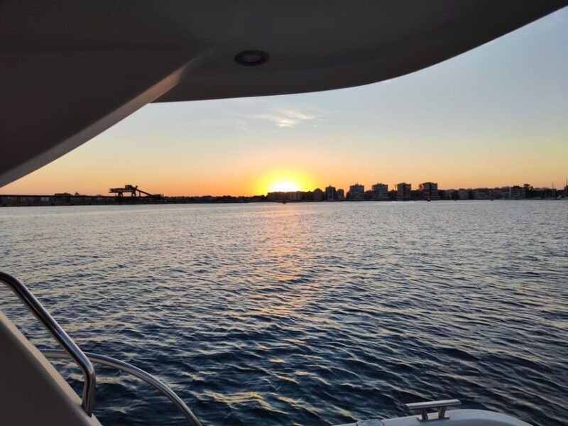 sailing-with-sunset-and-bathing-in-the-sea