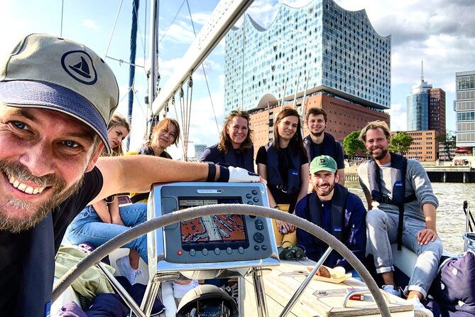 sailingyacht-event-cruise-in-the-city-unique-harbor-tour