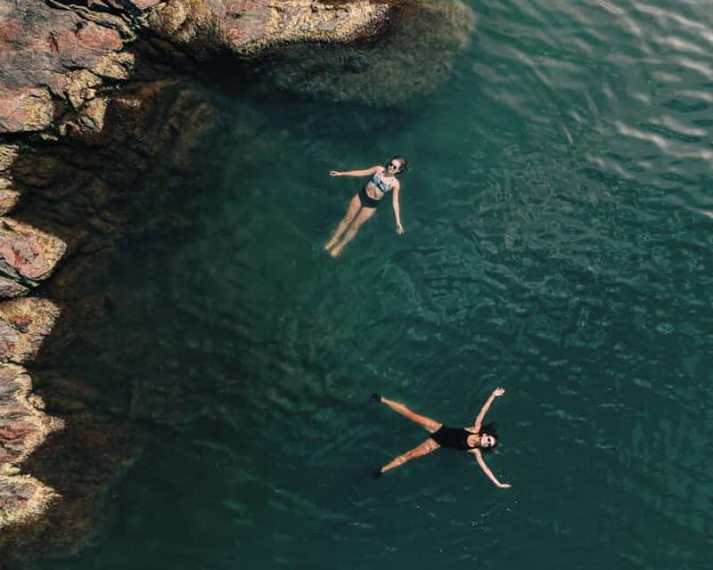 Saint Anna Archipelago: Guided Kayaking & Wild Camping - The Guides & Group Dynamics