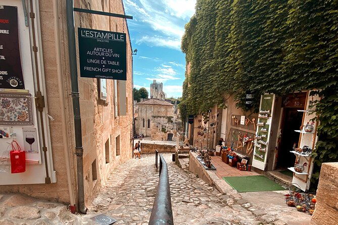 saint-emilion-afternoon-tour-2-wineries-tastings-delicacies