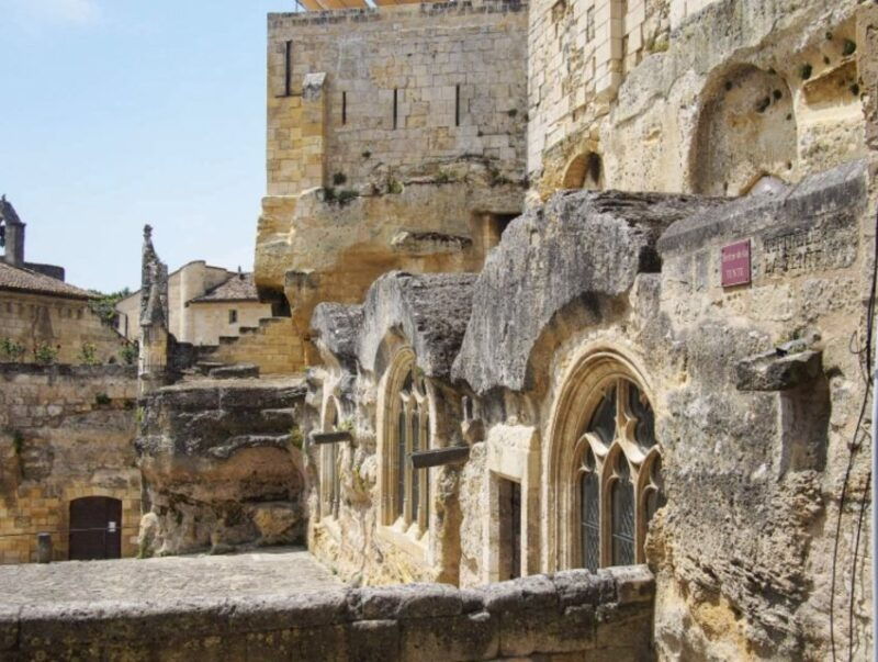 saint-emilion-private-walking-tour-magnificent-views-2