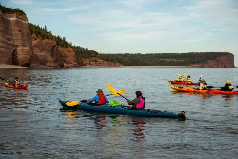 saint-john-guided-kayaking-tour-of-st-martins-sea-caves