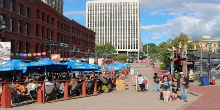 saint-john-walking-tour