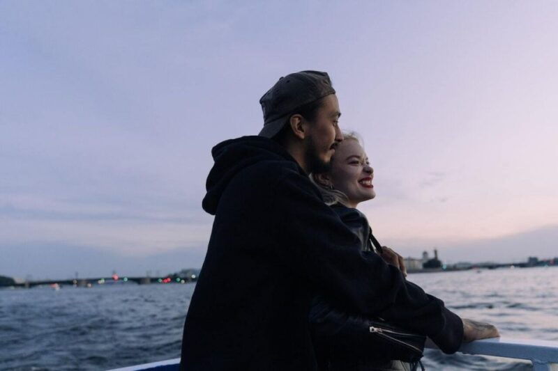 saint-louis-romantic-tour-in-the-city-of-love