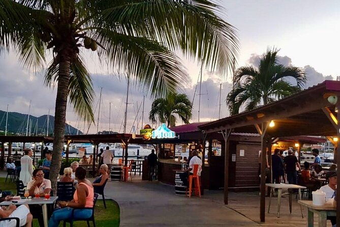 saint-lucia-sundown-bar-hop-with-chic