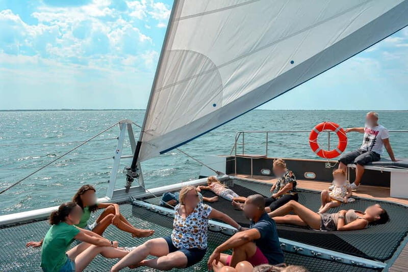 Saint-Martin-de-Ré : Island coasts in the wind's sway (2h) - What You Can Expect During the Tour