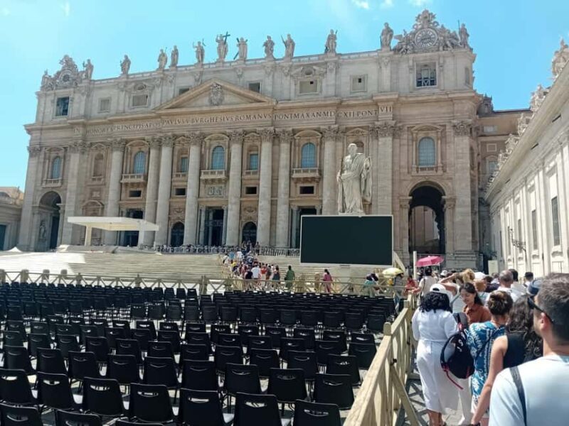Saint Peters Basilica Guided Tour with Dome Access - What You Can Expect