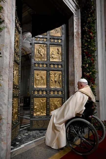 Saint Peter's Basilica Jubilee 2025 Holy Door Guided Tour - Key Points
