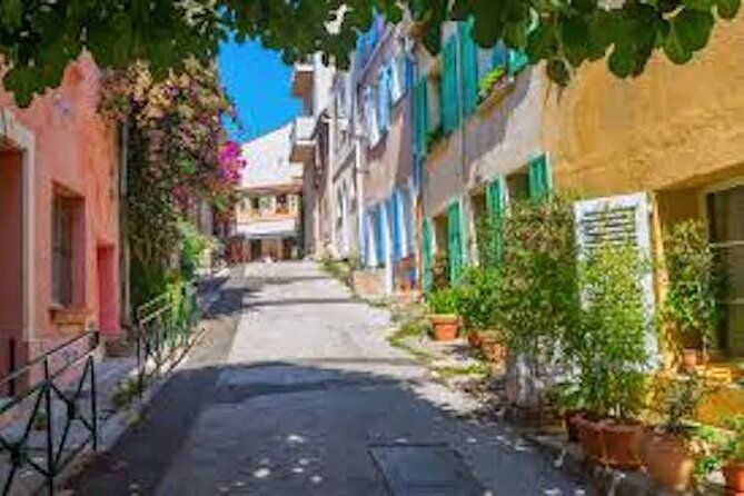 saint-tropez-and-port-grimaud-private-guided-tour