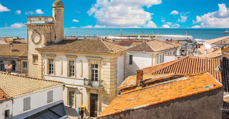 saintes-maries-de-la-mer-at-the-heart-of-camargue-history