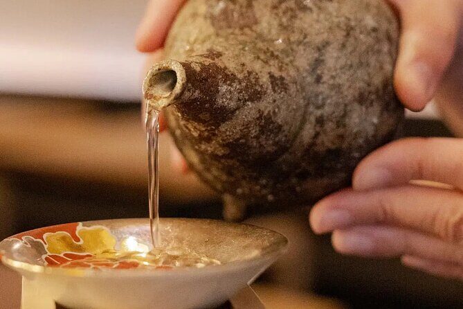 Sake Hunting and Tasting Experience with a Sake Sommelier - Key Points