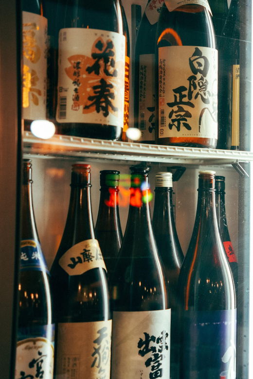 sake-nightlife-exclusive-local-bar-hopping-in-hidden-tokyo
