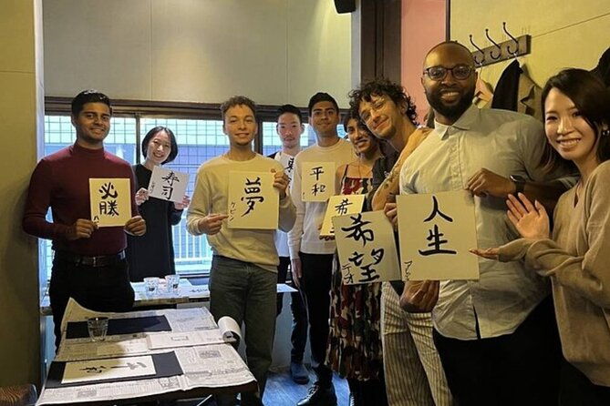 sake-tasting-and-japanese-calligraphy-experience