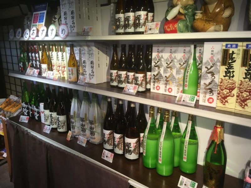 sake-tasting-educational-tour-of-six-takayama-breweries